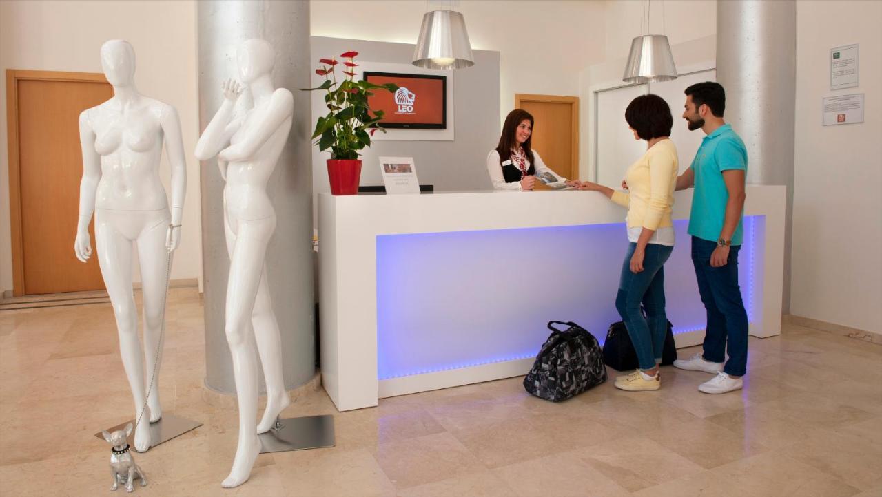 Appartamento Leo Punta Umbria (Adults Only) Esterno foto